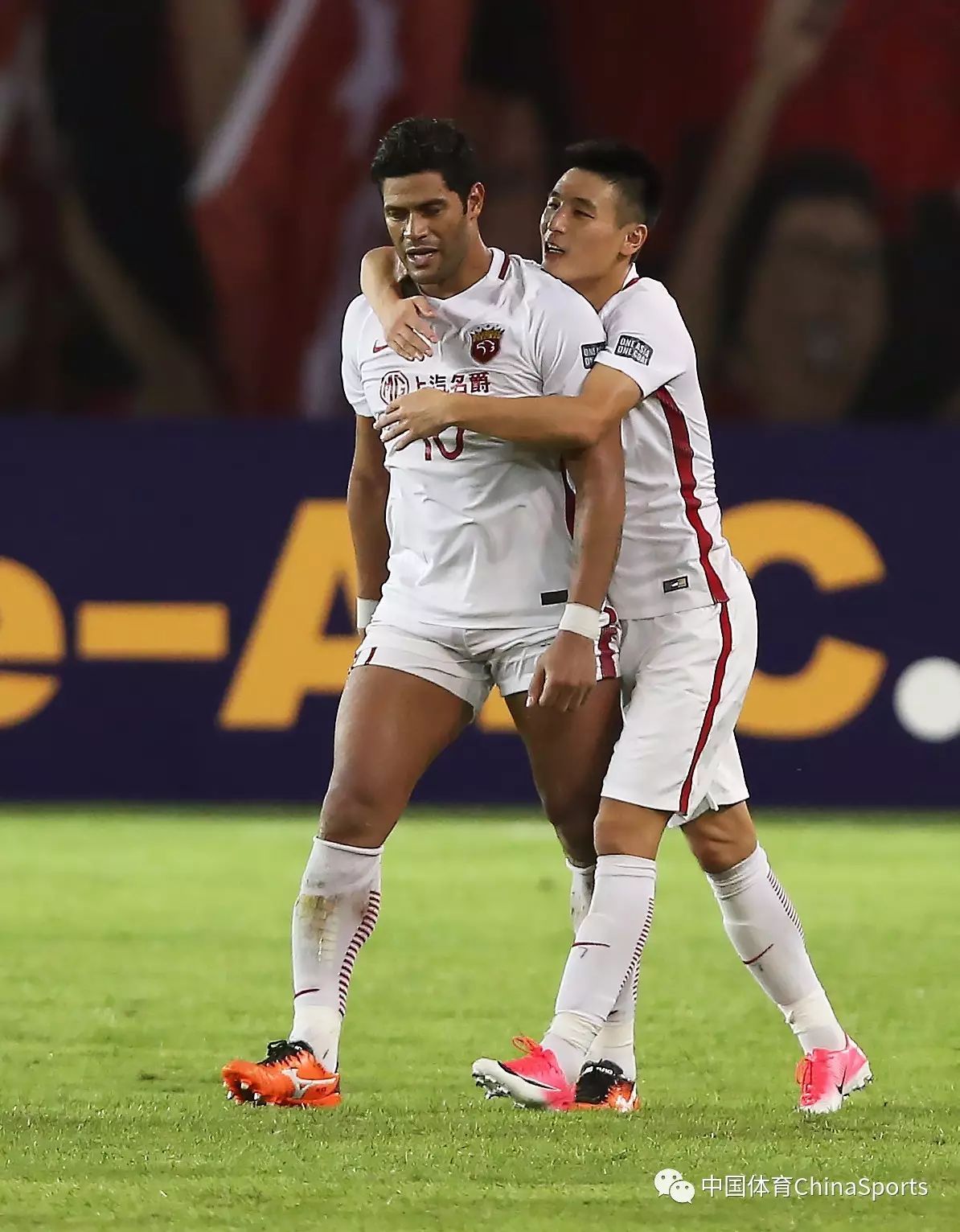 赛前速览：亚冠四强战利物浦对阵达拉斯独行侠，三大看点值得期待的简单介绍